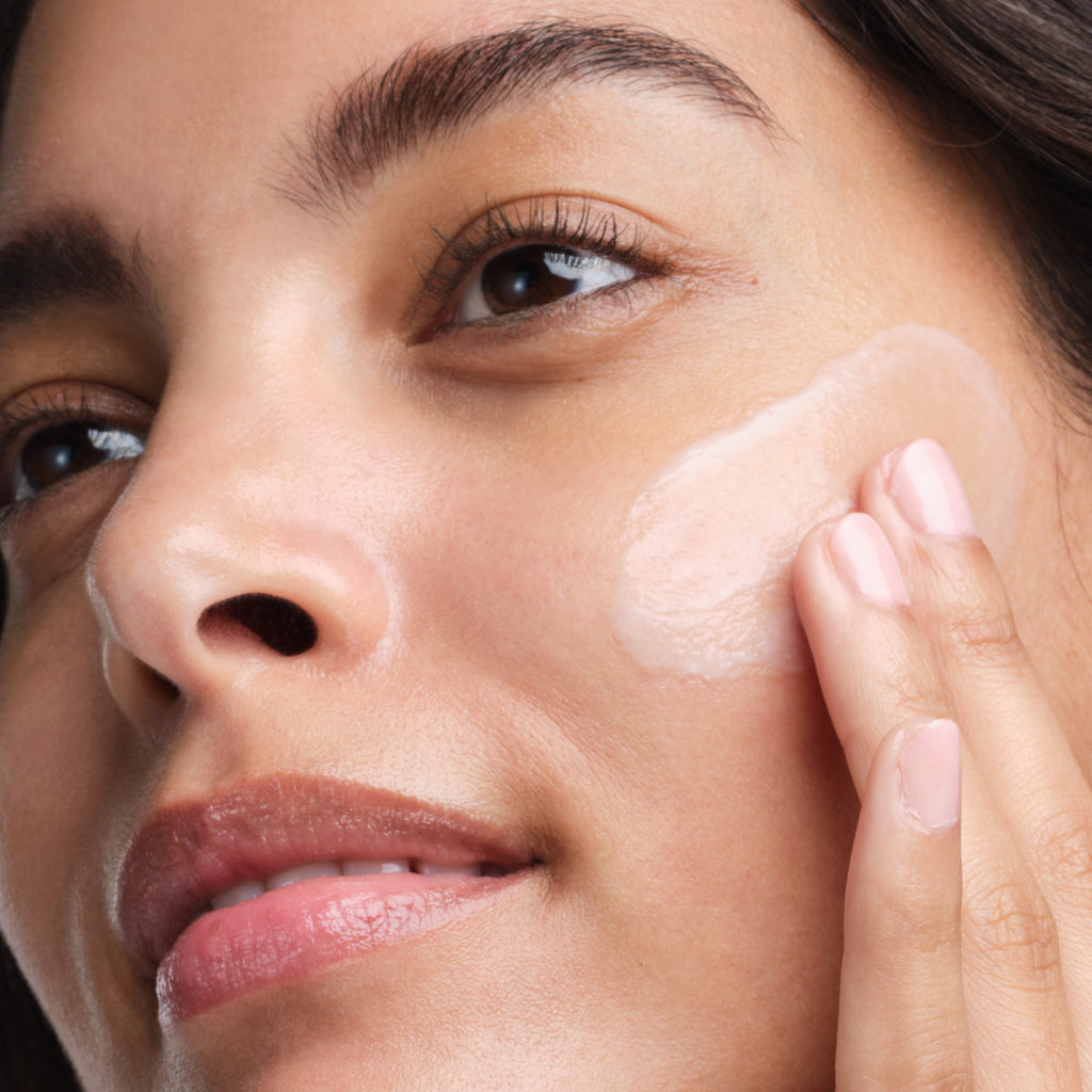 The Dewy Serum - Polished Daily Care